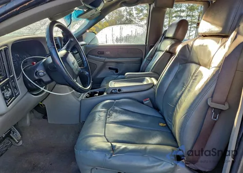 2001 GMC New Sierra C1500 z USA, uszkodzony, nr VIN 2GTEC19T711187873